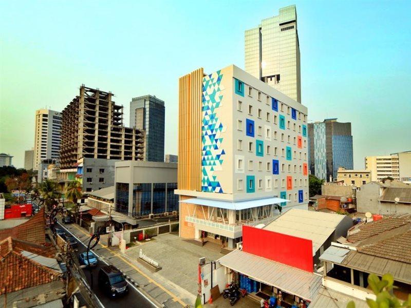 Dafam Express Jaksa Jakarta Exterior photo